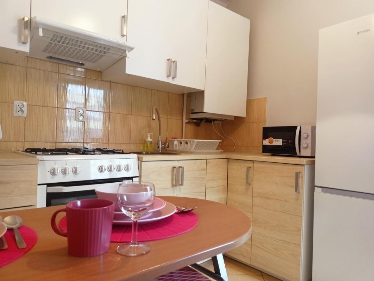 Apartament Malinowy Swietoduska 12 Lublin Extérieur photo