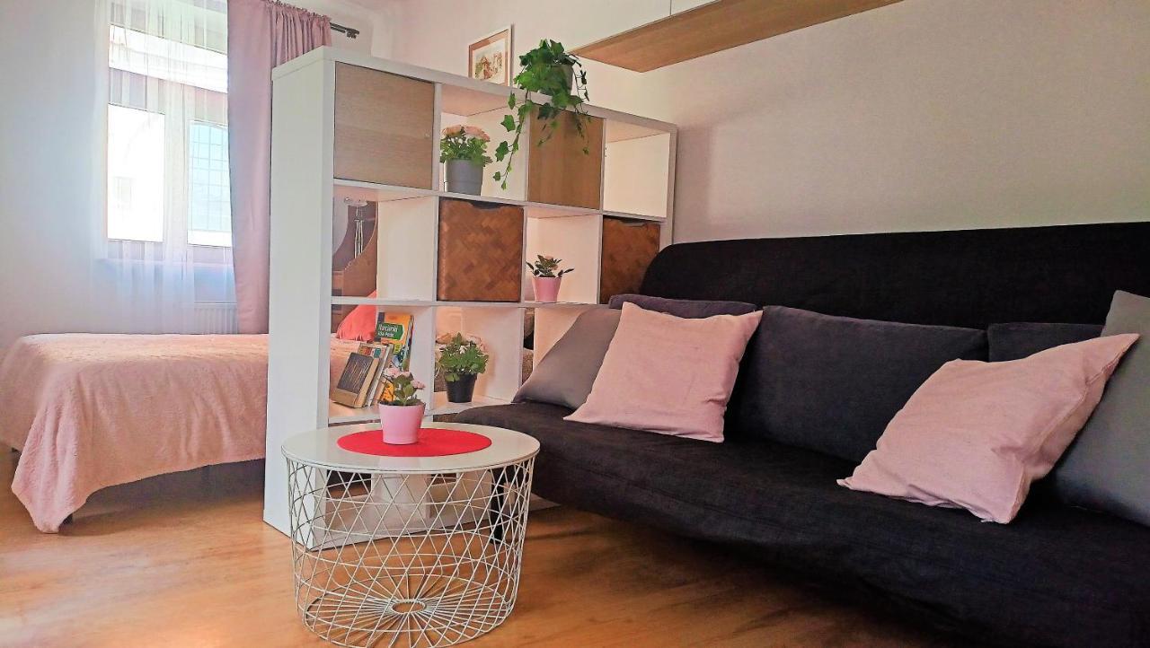 Apartament Malinowy Swietoduska 12 Lublin Extérieur photo