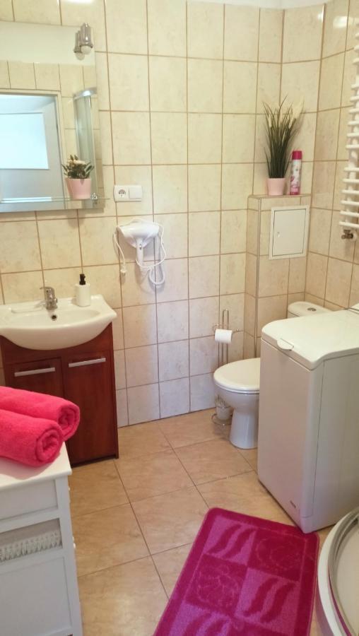 Apartament Malinowy Swietoduska 12 Lublin Extérieur photo